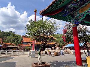 KUNMING - Temple YUANTONG - 17